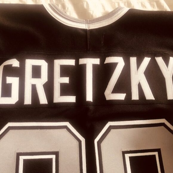 AUTHENTIC GRETZKY LA KINGS JERSEY - Picture 4 of 13